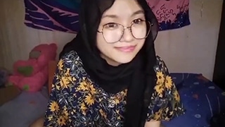 Hijab Berkacamata Belajar Colmek>