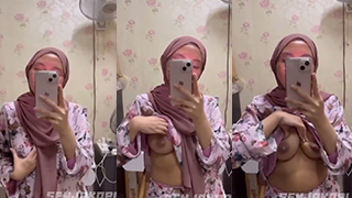 Hijab Binal Pap Toket Depan Kaca>