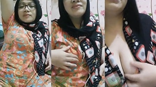 Toket Ukhti Cantik Binal>